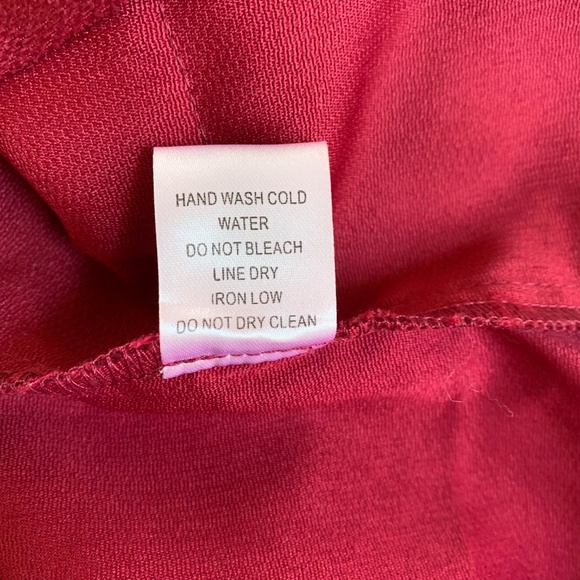 Favlux Berry Red Paperbag Waist Shorts Women’s Tie Belt Size Small - Picture 7 of 8